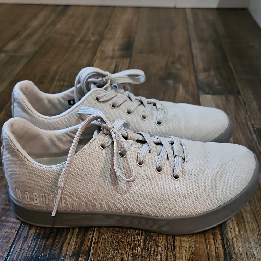 NOBULL‎ (Women's/Men's) Cream Colored Canvas Training Sneakers. W-Size 7, M-5.5